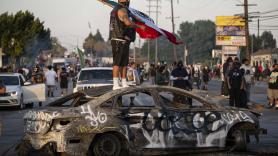 Trump pide la detención del gobernador de California por los disturbios de Los Ángeles y este le reta: "Ven a por mí. Me importa un comino"